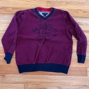 100% cotton Tommy Hilfiger v neck small boy sweater. Size 6